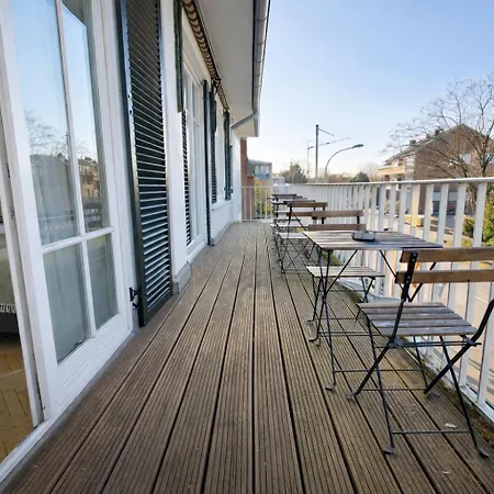 דירה Representative *