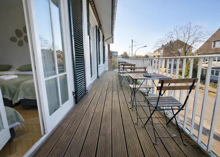 Lejlighed Representative *